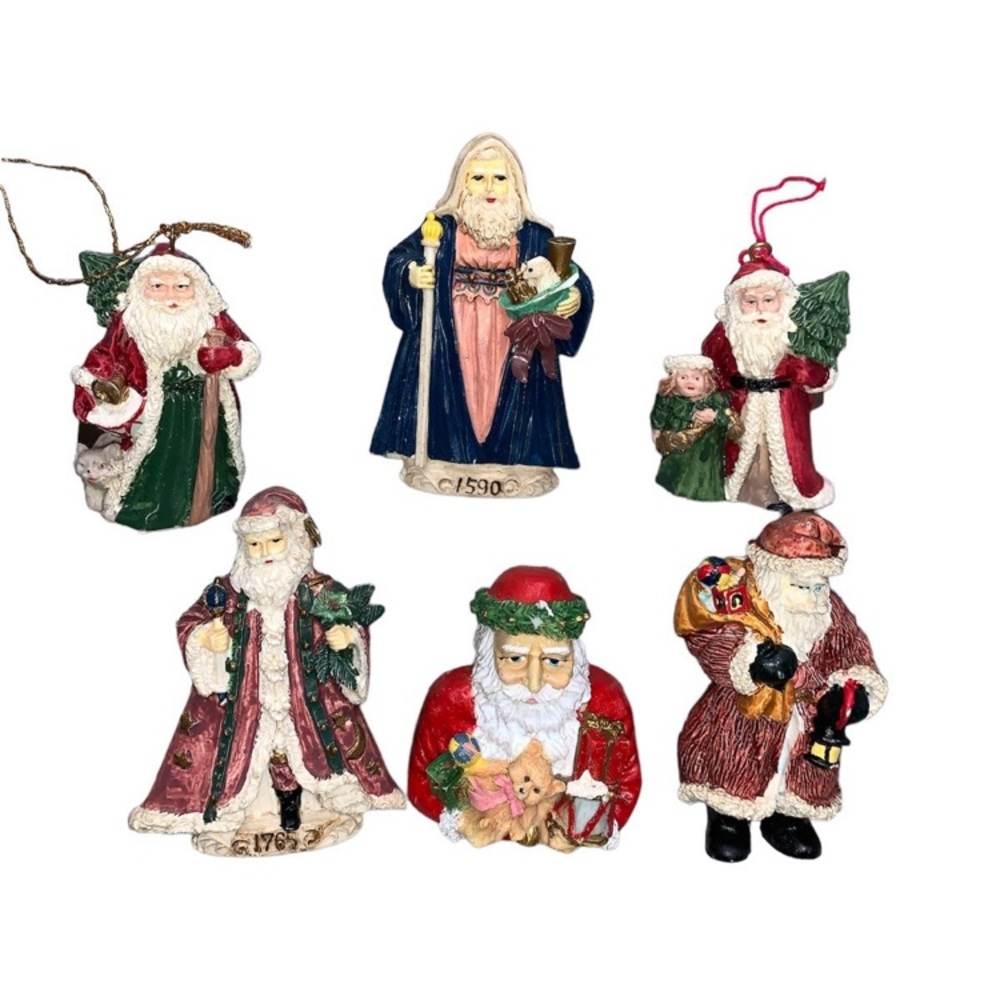 6 Vintage 1992 Santa Christmas ornaments & House of Lloyd magnets